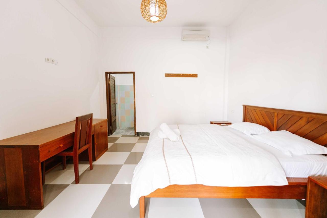 Dream Cowork Hotel Kuta  Kültér fotó