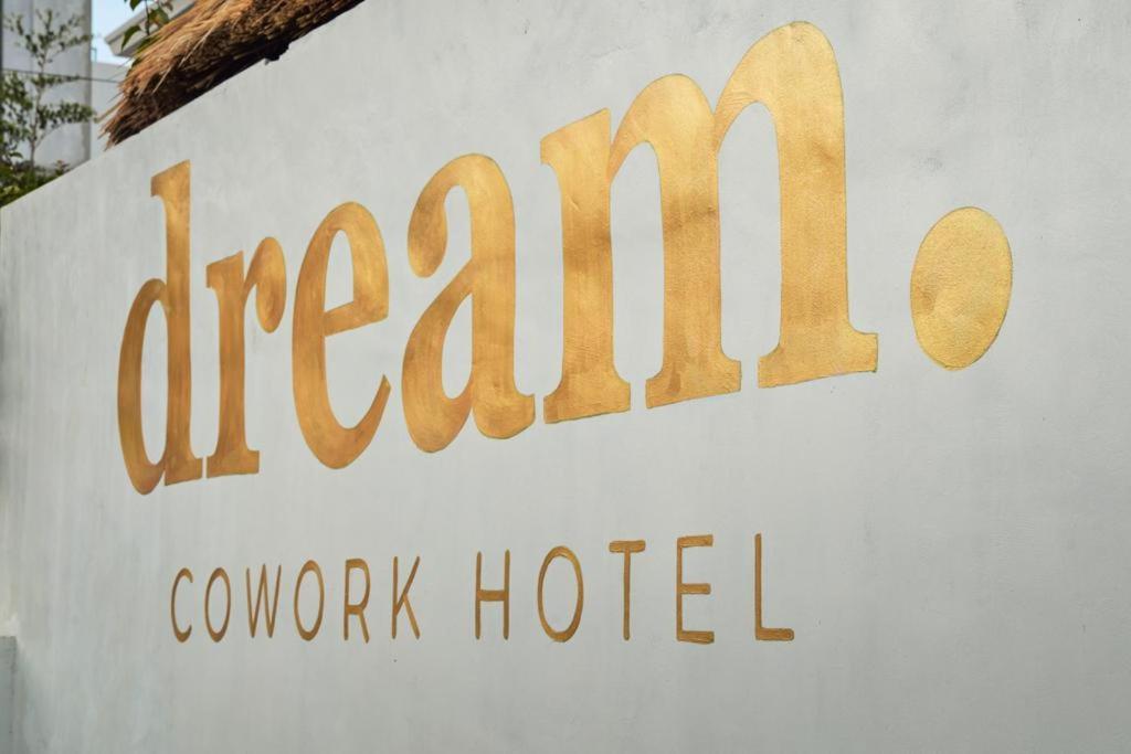 Dream Cowork Hotel Kuta  Kültér fotó